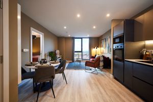 Photo 1- click for photo gallery